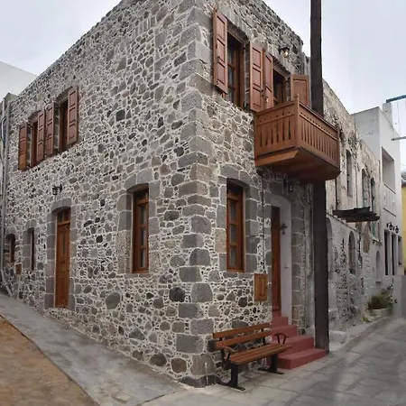 Patriko Nisyrian Guesthouse Mandrákion Exterior foto